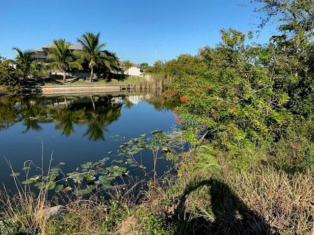 17 NW 5th TER CAPE CORAL, FL 33993
