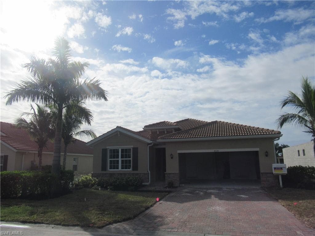 4114 Dutchess Park RD FORT MYERS, FL 33916