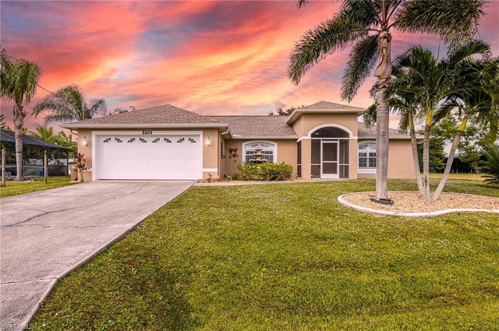 2201 NE 5th ST CAPE CORAL, FL 33909