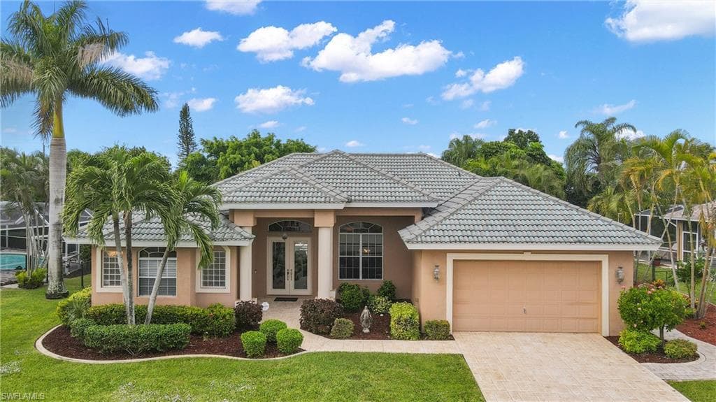 2011 SE 26th ST CAPE CORAL, FL 33904