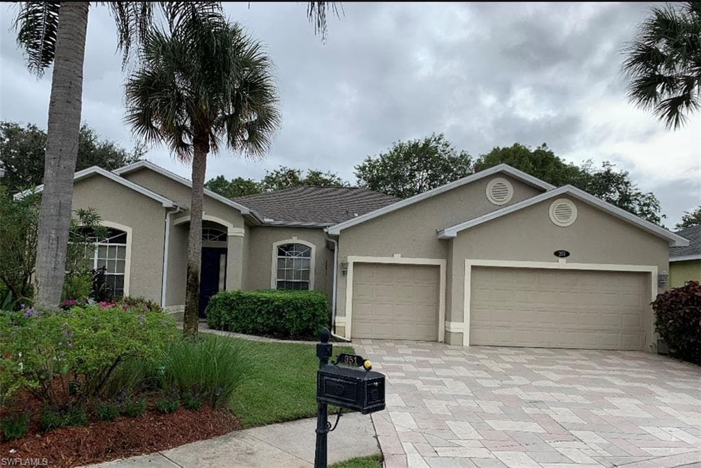 351 Burnt Pine DR NAPLES, FL 34119