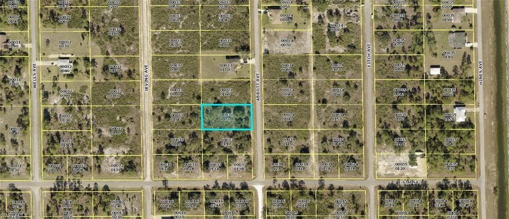 605 Abbott AVE LEHIGH ACRES, FL 33972