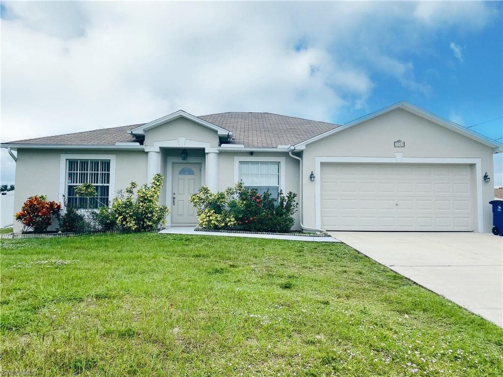 3909 8th ST SW LEHIGH ACRES, FL 33976