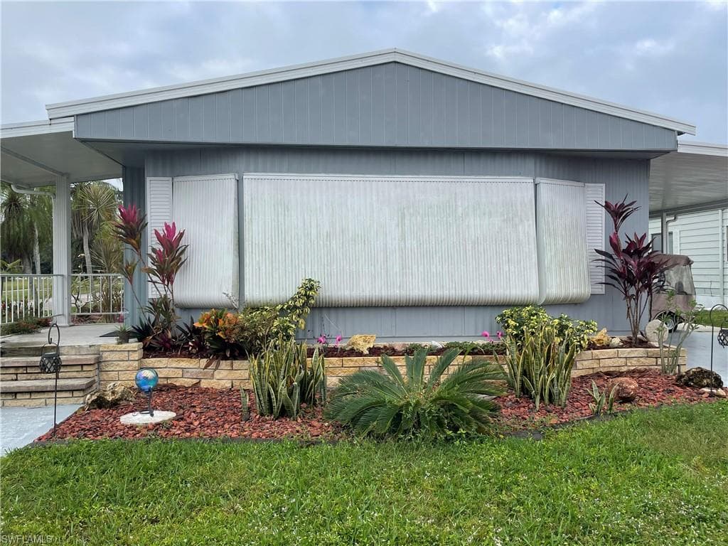 3125 Longview DR NORTH FORT MYERS, FL 33917