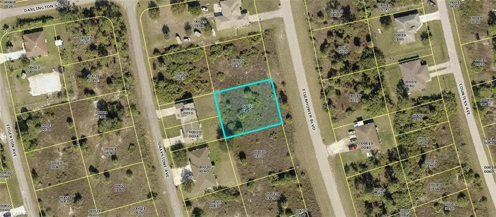 948 Eisenhower BLVD LEHIGH ACRES, FL 33974
