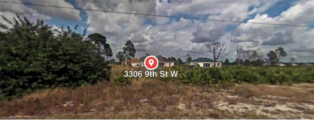 3306 9th ST W LEHIGH ACRES, FL 33971
