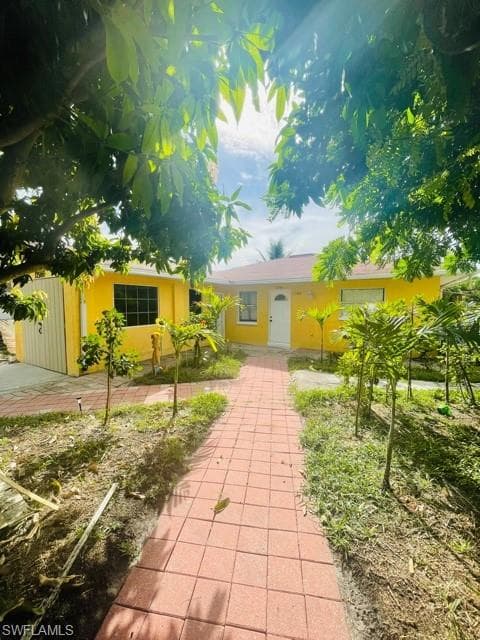 11580 Saunders AVE BONITA SPRINGS, FL 34135
