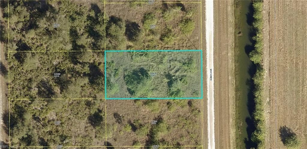 1017 Hines AVE LEHIGH ACRES, FL 33972