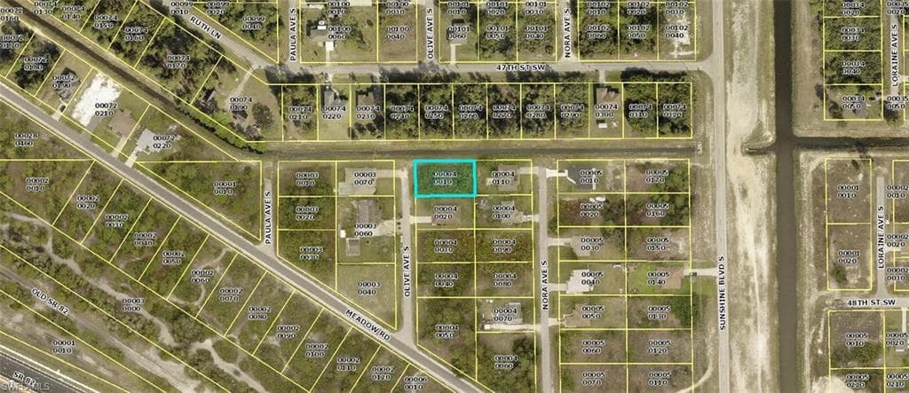 4701 Olive AVE S LEHIGH ACRES, FL 33976