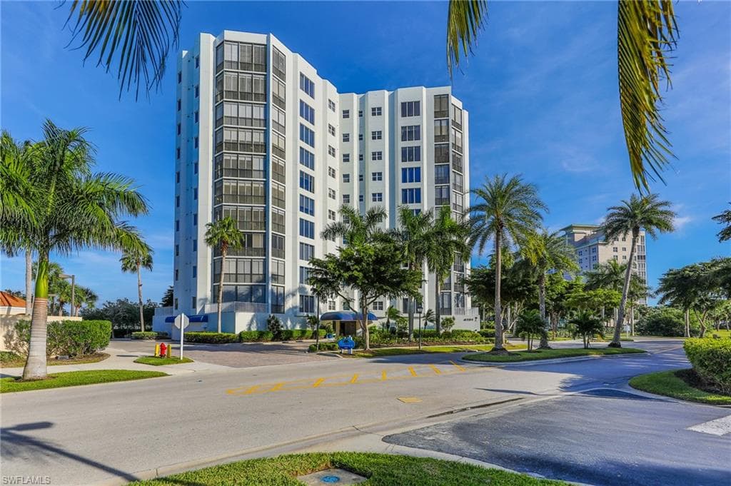 4191 Bay Beach LN 232 FORT MYERS BEACH, FL 33931