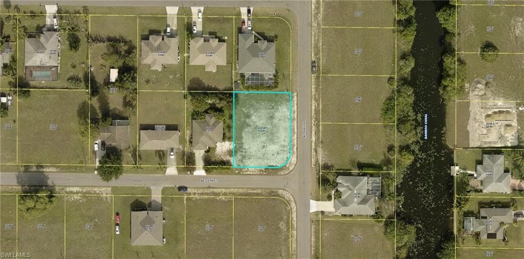 1013 NE 10th ST CAPE CORAL, FL 33909