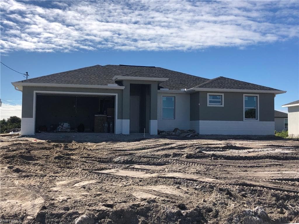 1046 Solar ST LABELLE, FL 33935