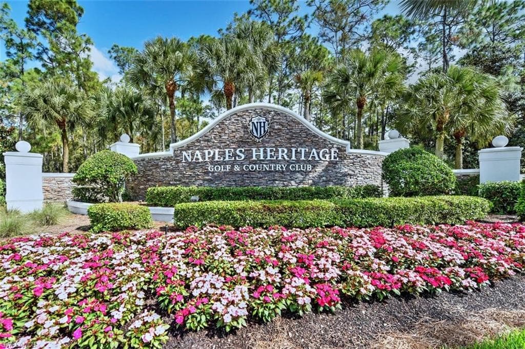 7842 Naples Heritage DR NAPLES, FL 34112