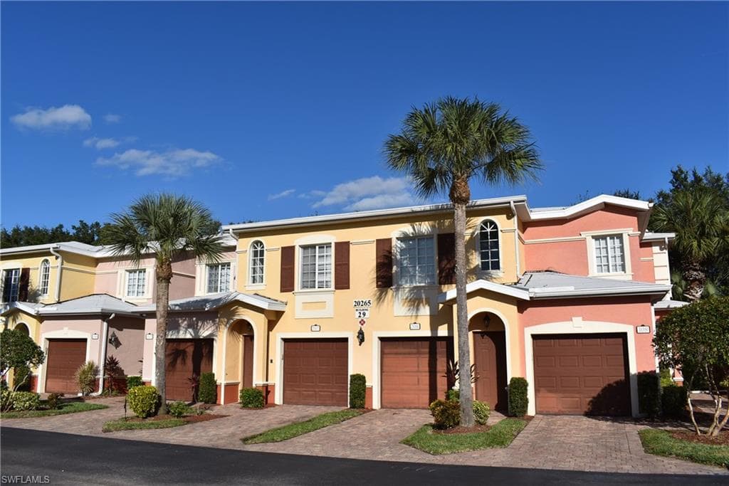20265 Royal Villagio CT 104 ESTERO, FL 33928