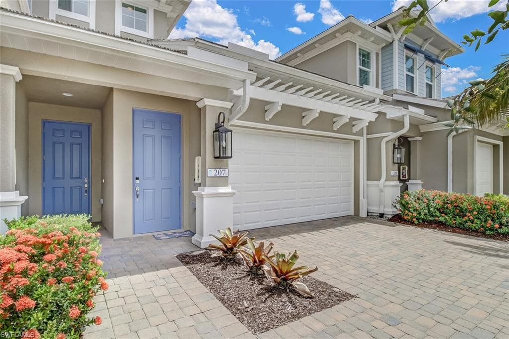 2326 Sawyers Hill RD 207 NAPLES, FL 34120
