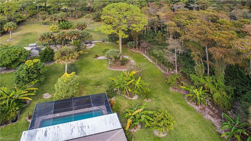 6323 LANCEWOOD WAY NAPLES, FL 34116