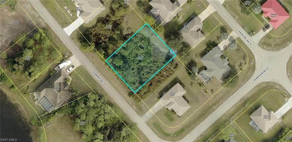 645 Dubarry AVE S LEHIGH ACRES, FL 33974