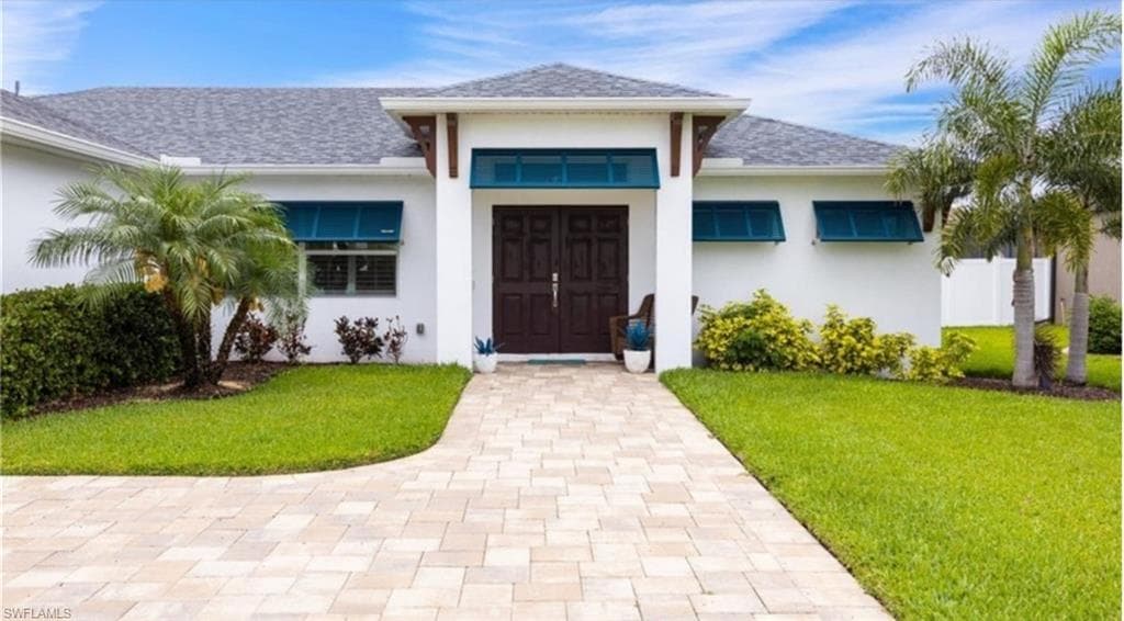 923 SW 36th TER CAPE CORAL, FL 33914