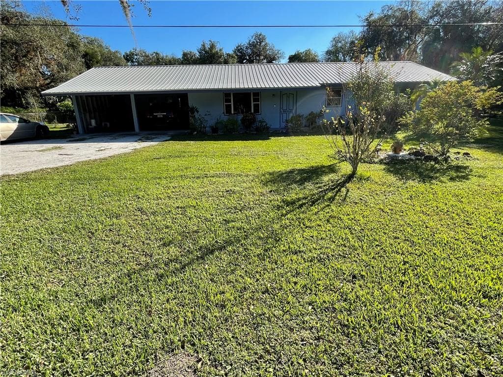 870 Ross RD LABELLE, FL 33935