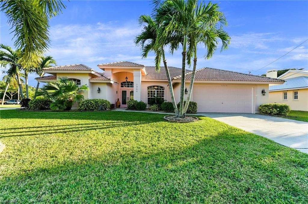 1200 57th ST CAPE CORAL, FL 33914