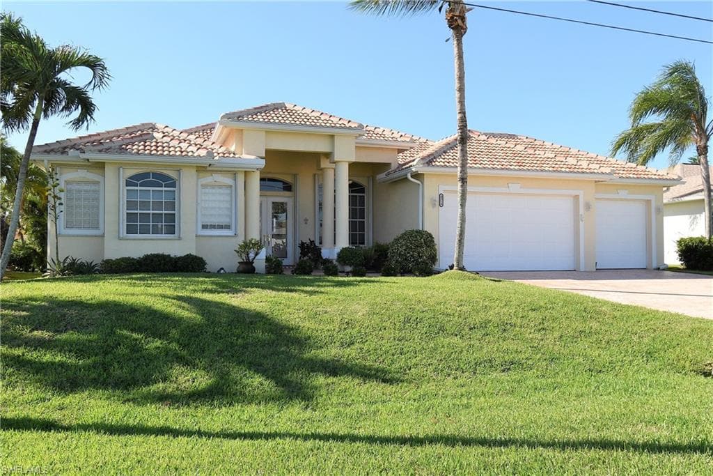 3314 SW 27th PL CAPE CORAL, FL 33914