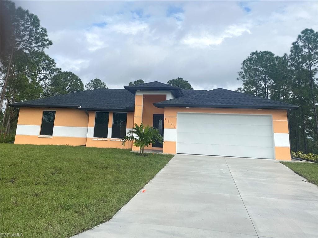 1304 Edison AVE LEHIGH ACRES, FL 33972