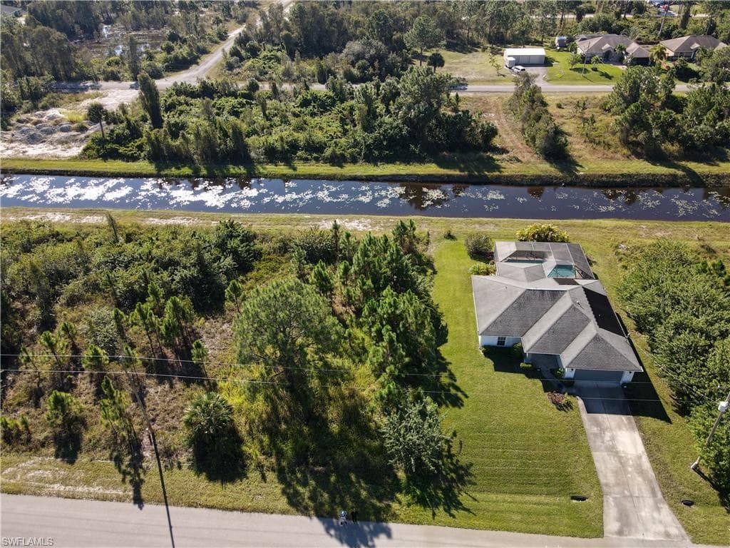 958 Candlelight DR LEHIGH ACRES, FL 33974