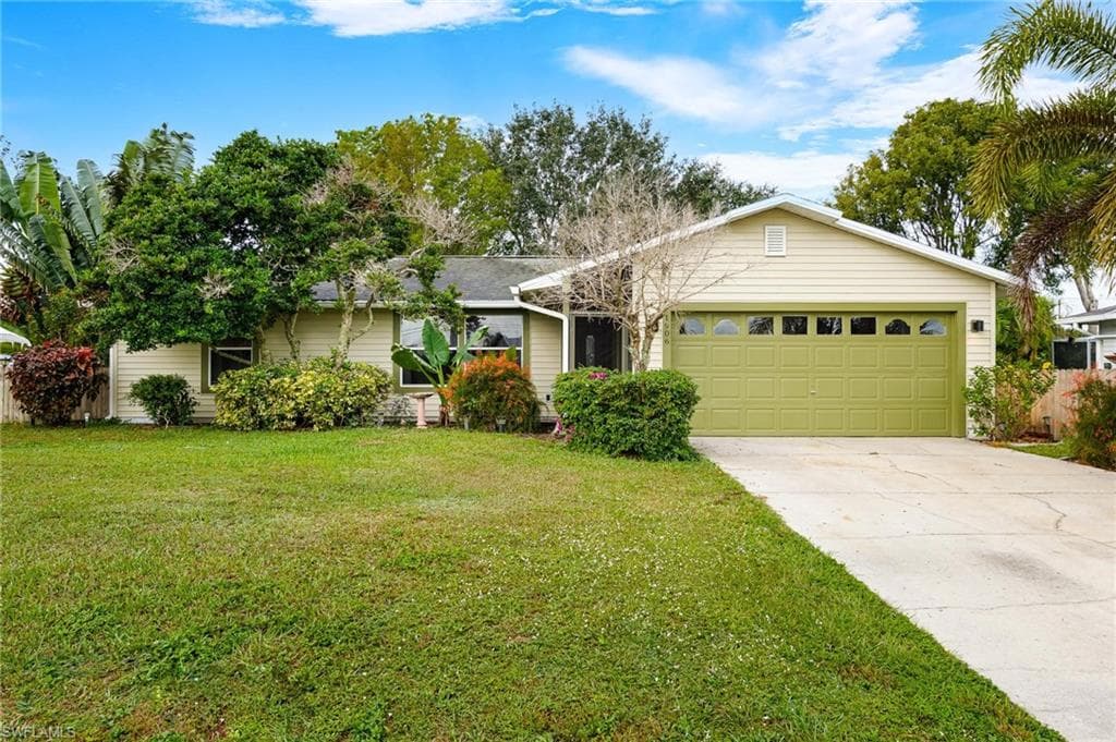 1906 NE 19th PL CAPE CORAL, FL 33909