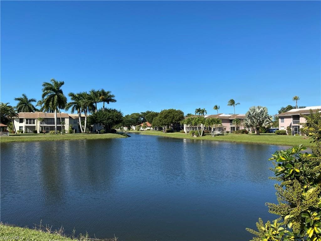 7156 Blanquilla CT 11 FORT MYERS, FL 33908