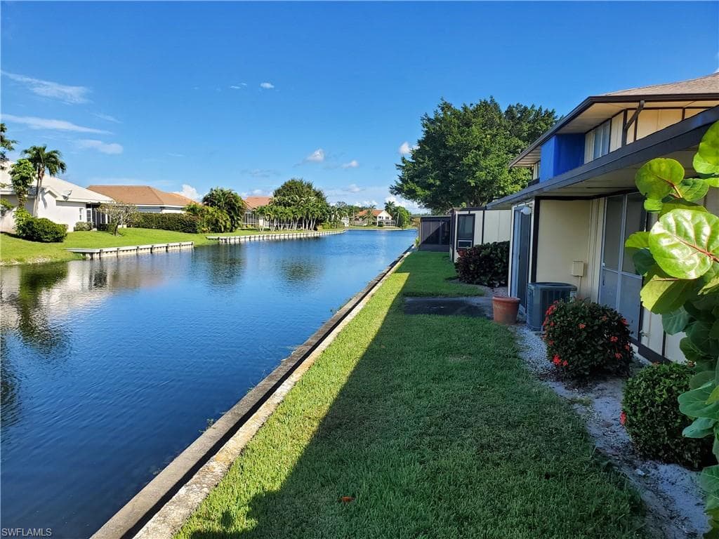 4289 Island CIR 5 FORT MYERS, FL 33919