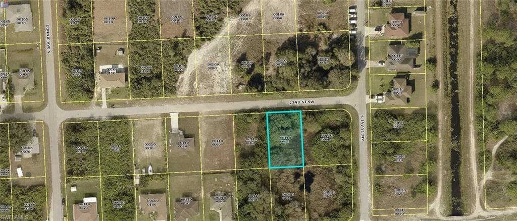 2507 22nd ST SW LEHIGH ACRES, FL 33976