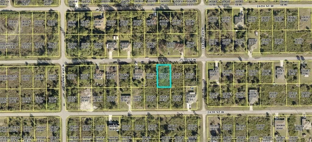 2705 25th ST W LEHIGH ACRES, FL 33971