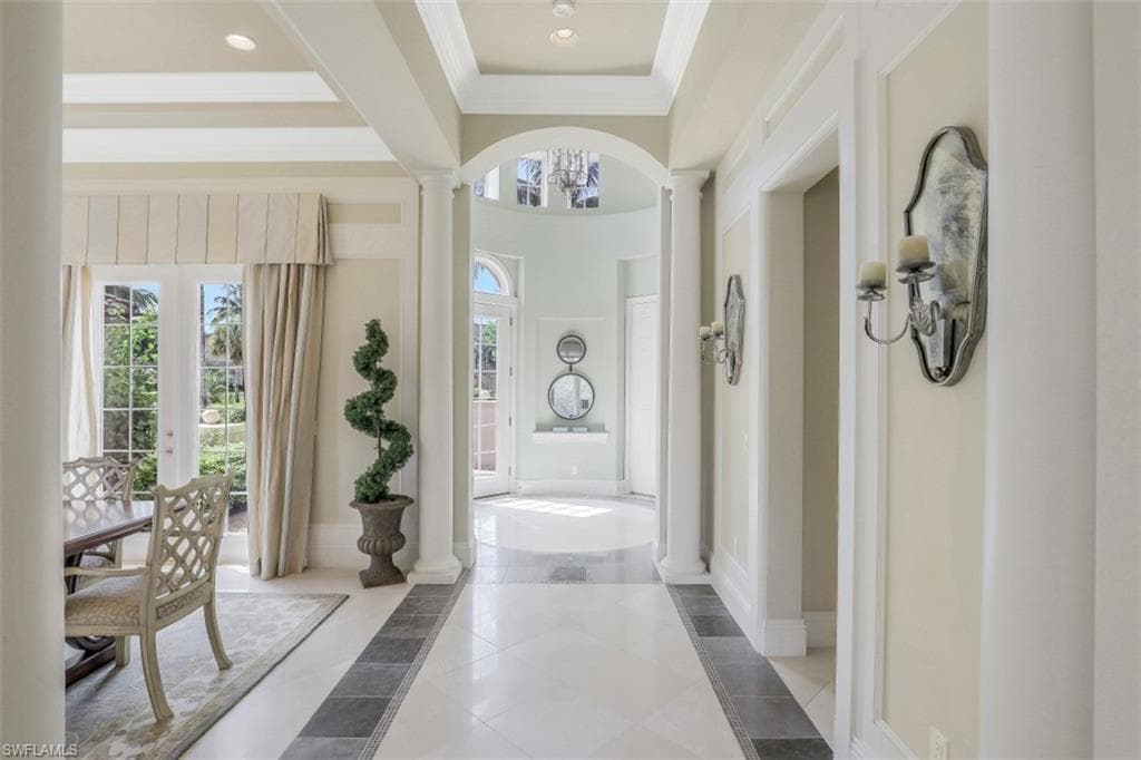 3082 Aviamar CIR NAPLES, FL 34114