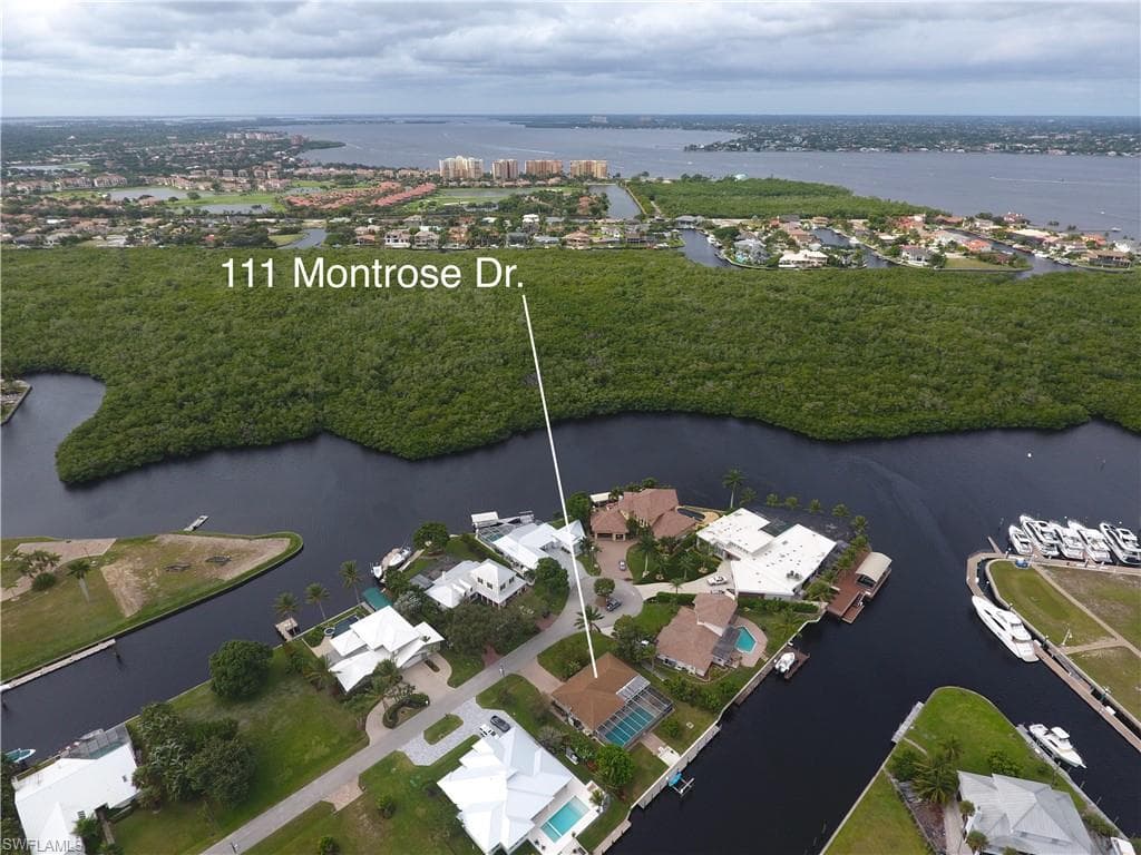 111 Montrose DR FORT MYERS, FL 33919
