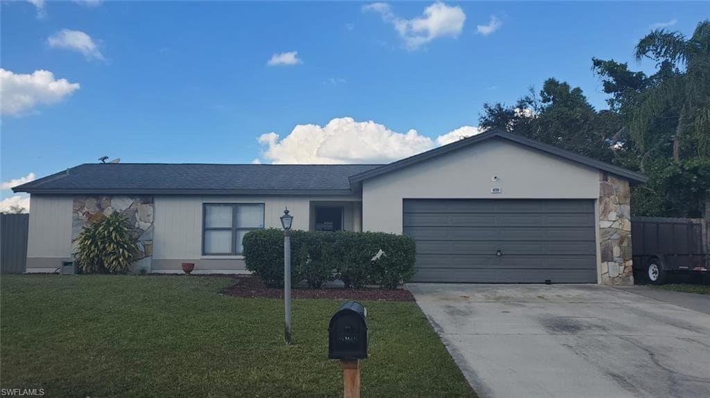 15729 Coral Vine LN FORT MYERS, FL 33905