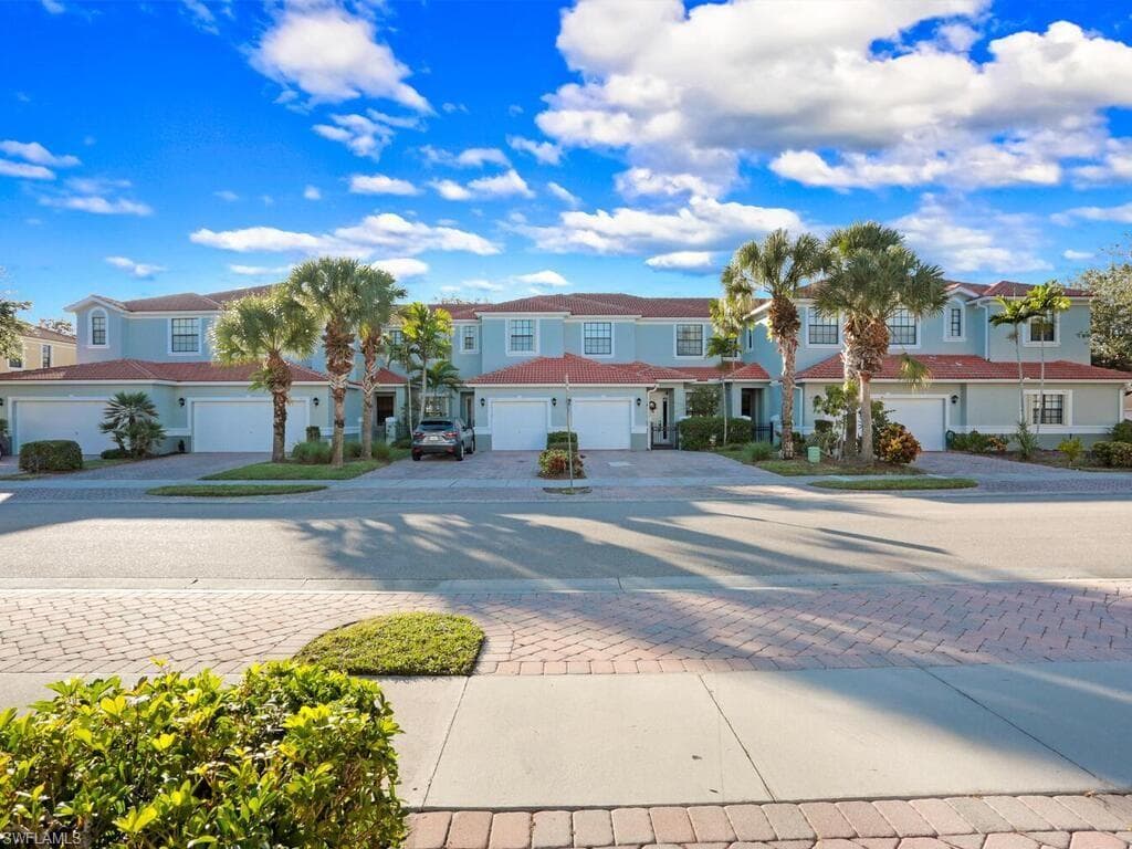 14751 Pinnacle PL NAPLES, FL 34119