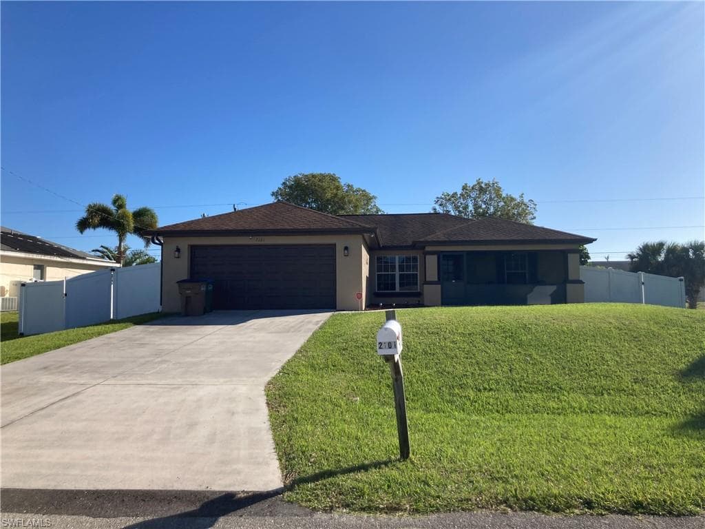 2101 NE 15th AVE CAPE CORAL, FL 33909