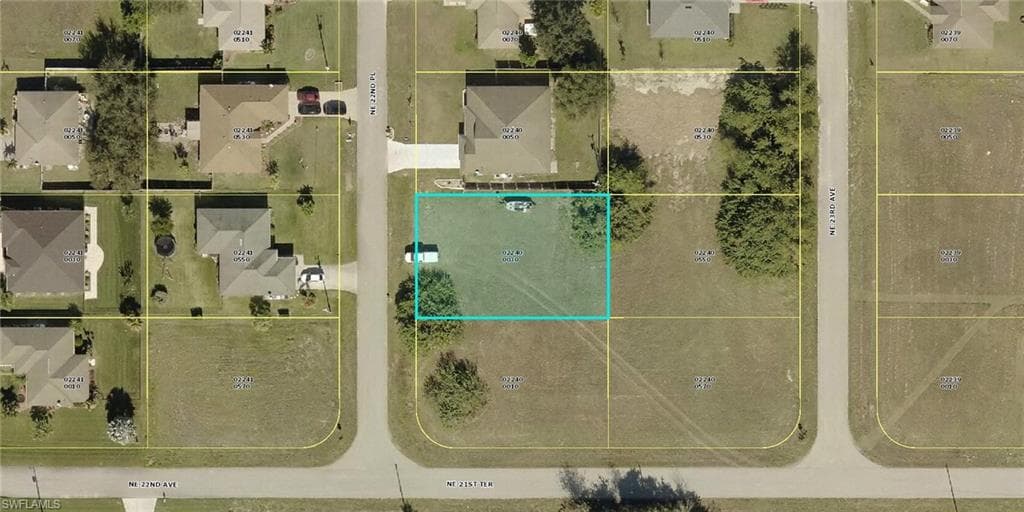 2105 NE 22nd PL CAPE CORAL, FL 33909