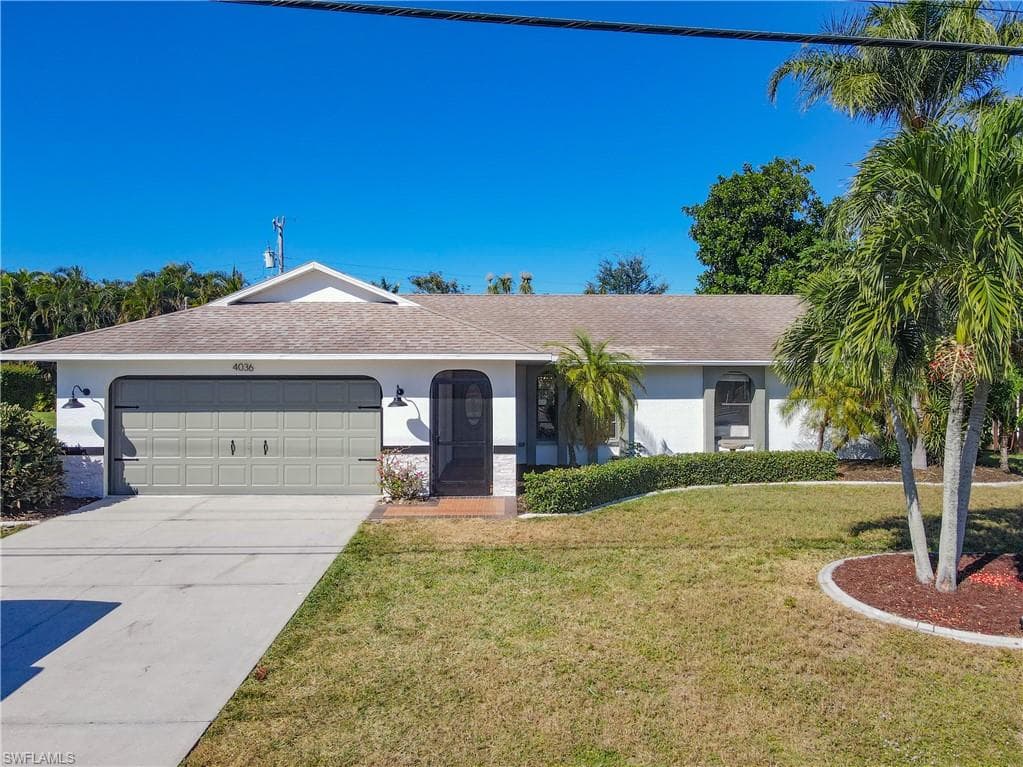4036 Country Club BLVD CAPE CORAL, FL 33904