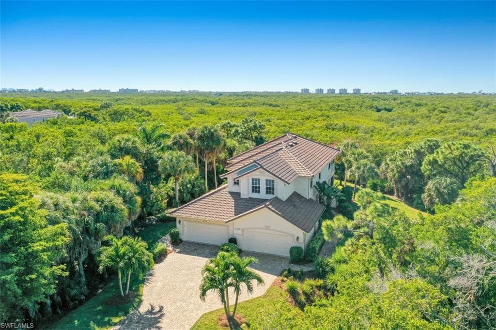 26998 Montego Pointe CT 101 BONITA SPRINGS, FL 34134