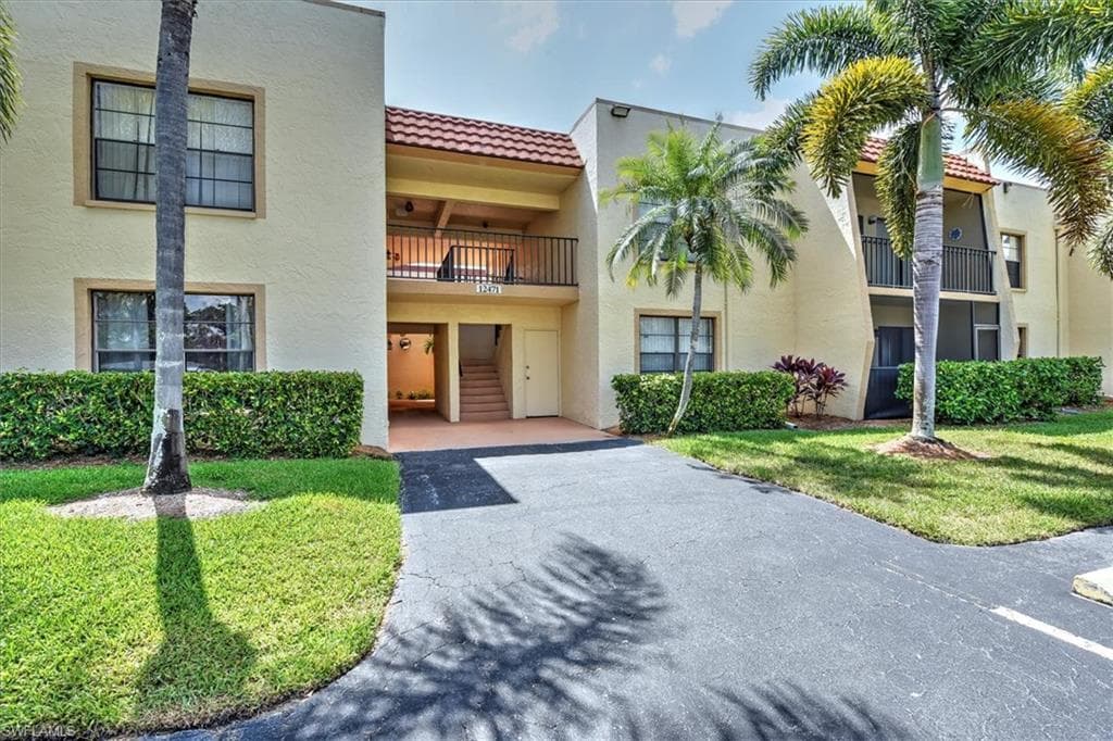 12471 Mcgregor BLVD 26 FORT MYERS, FL 33919