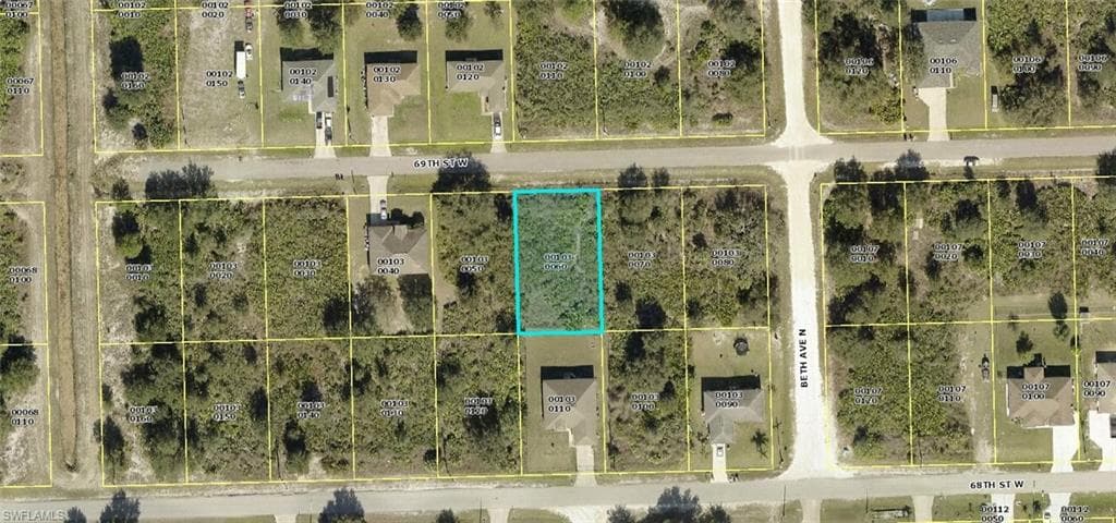 2517 69th ST W LEHIGH ACRES, FL 33971