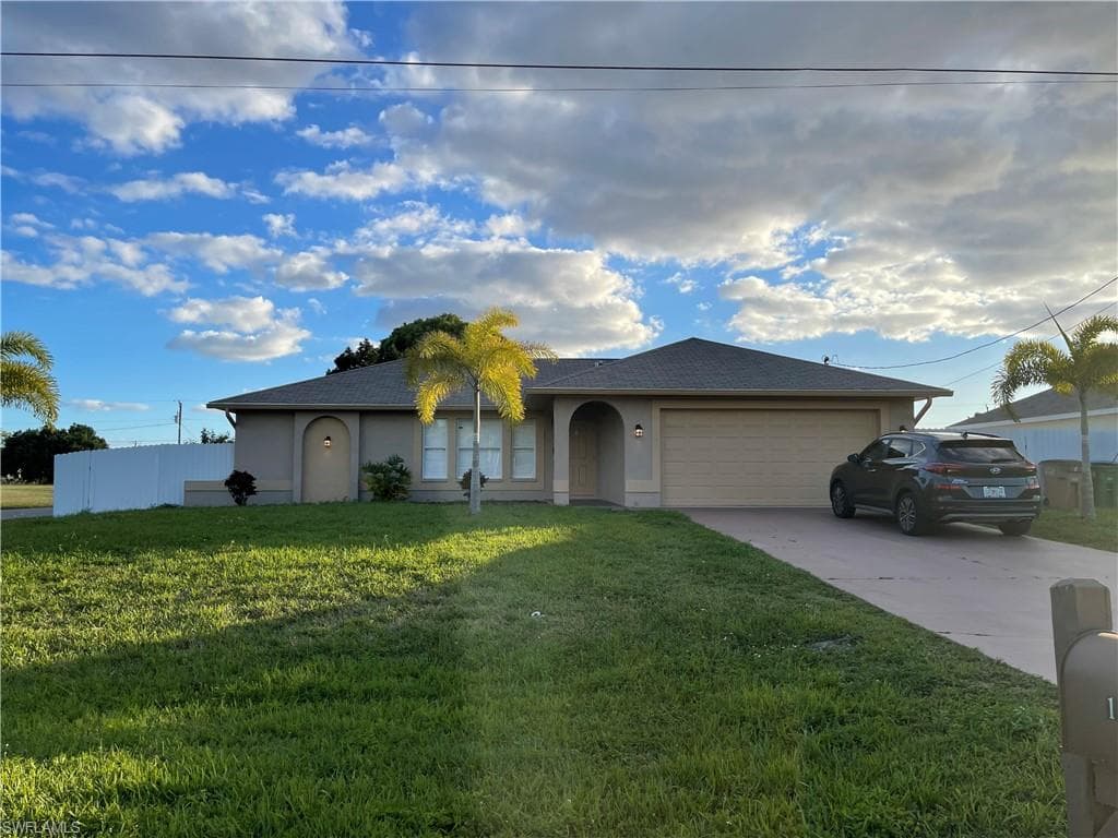 1516 NE 3rd ST CAPE CORAL, FL 33909