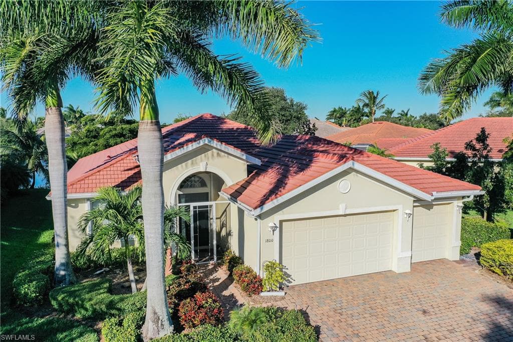 1800 Cayon CT CAPE CORAL, FL 33991