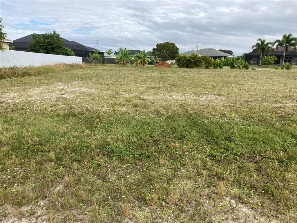 1303 19th PL CAPE CORAL, FL 33909