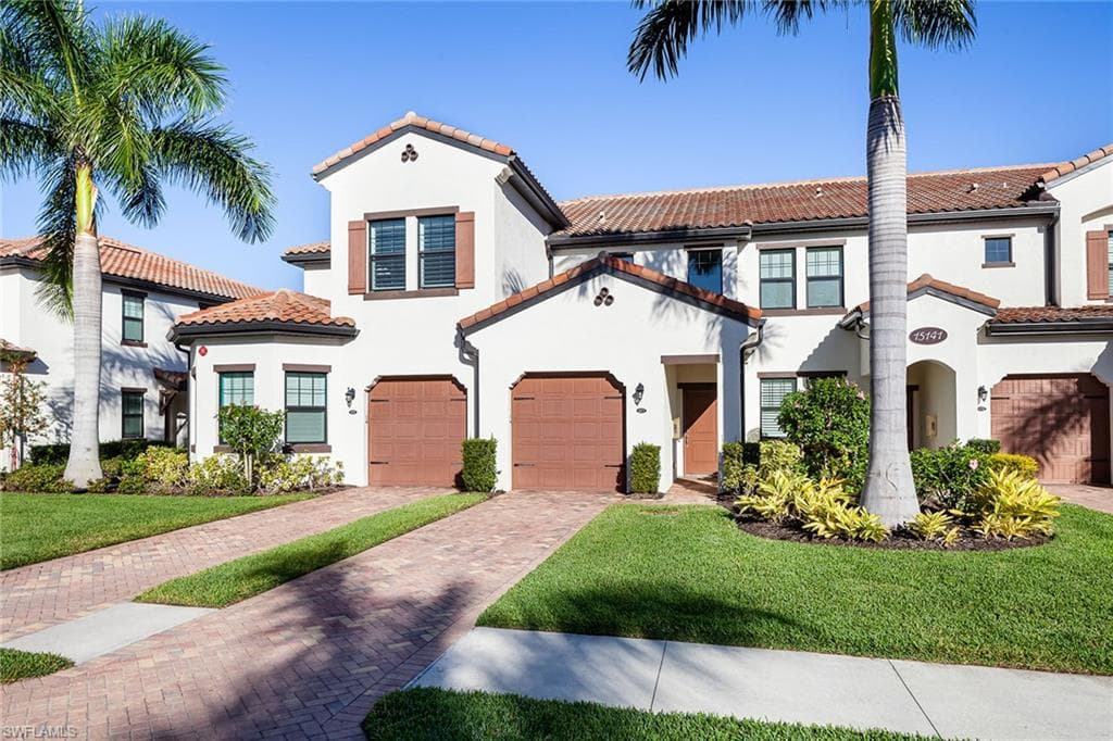 15141 Palmer Lake CIR 201 NAPLES, FL 34109