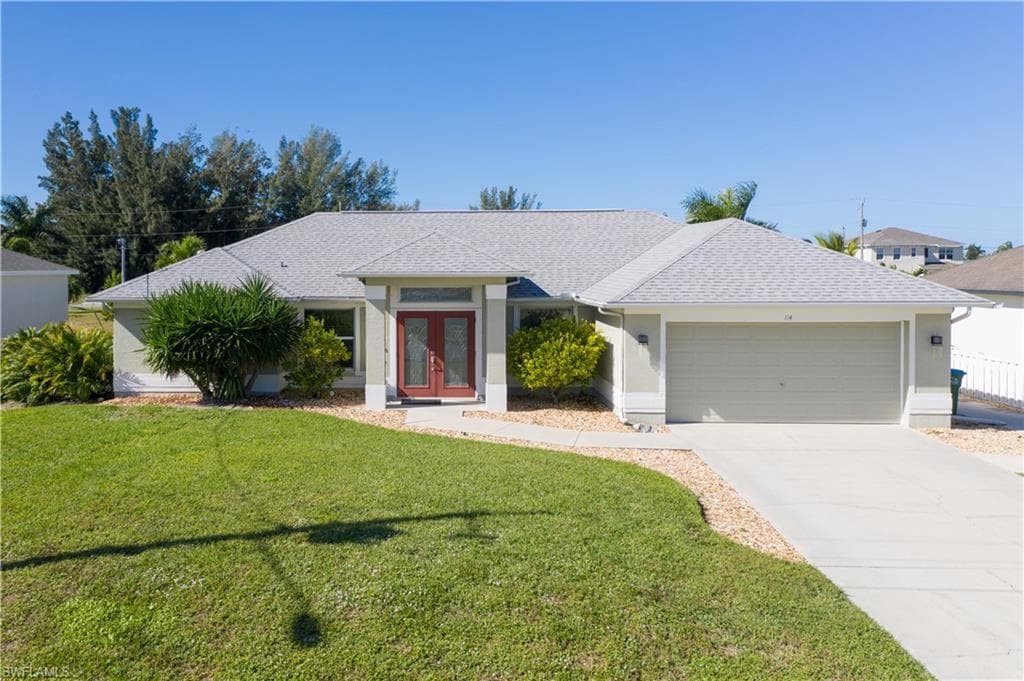 114 SW 33rd PL CAPE CORAL, FL 33991
