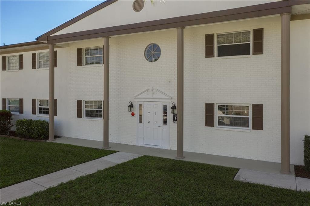 7055 New Post DR 7 NORTH FORT MYERS, FL 33917