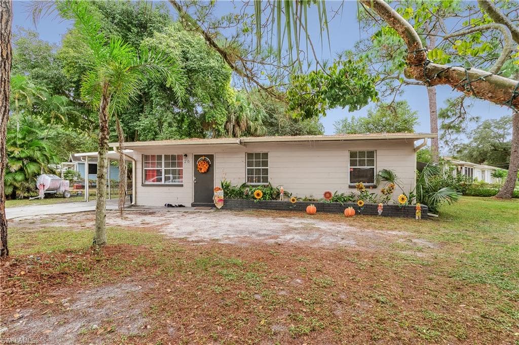 216 Maria ST FORT MYERS, FL 33916