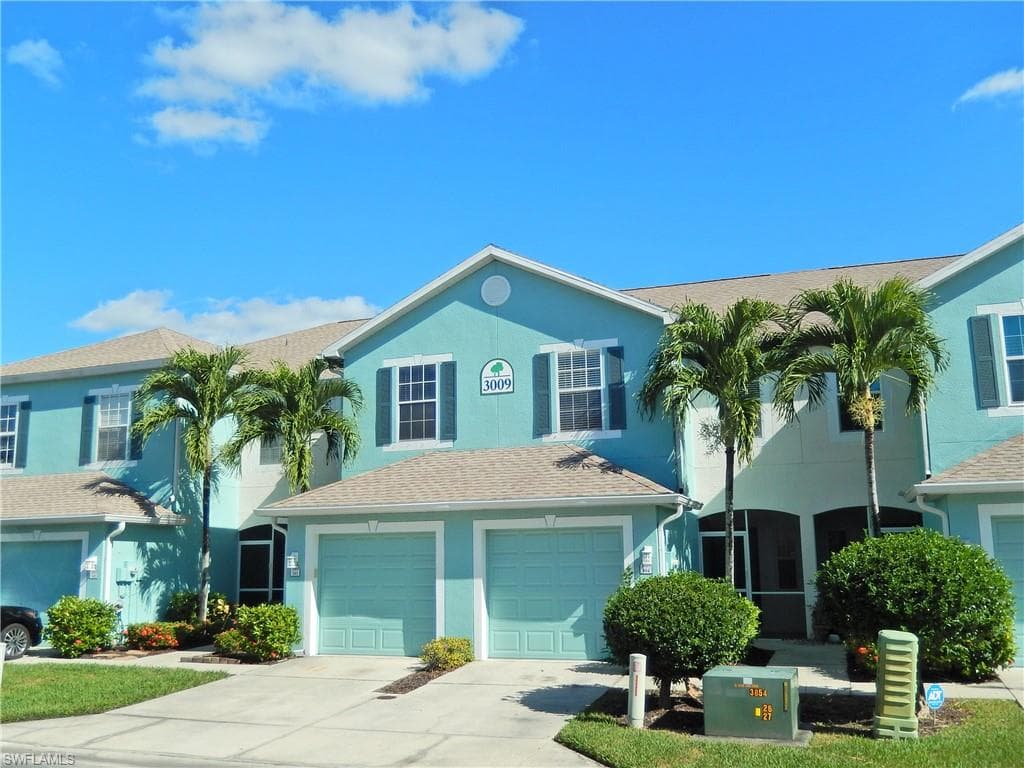 3009 Palmetto Oak DR 104 FORT MYERS, FL 33916